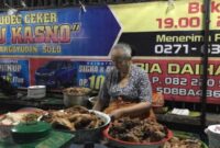 Menu Gudeg Ceker Margoyudan Bu Kasno
