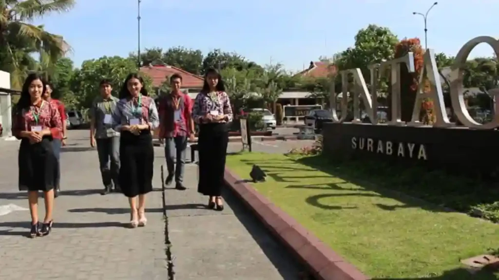 UNTAG Surabaya
