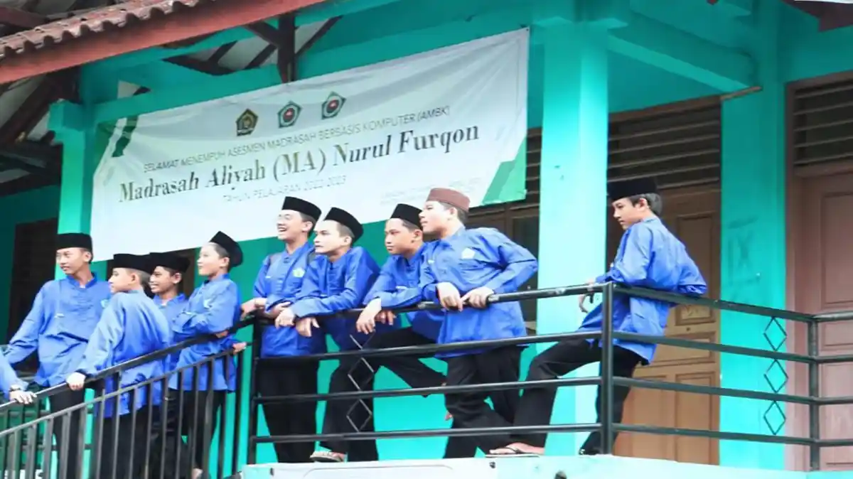 Daftar Biaya Masuk Ponpes Nurul Furqon Cibinong
